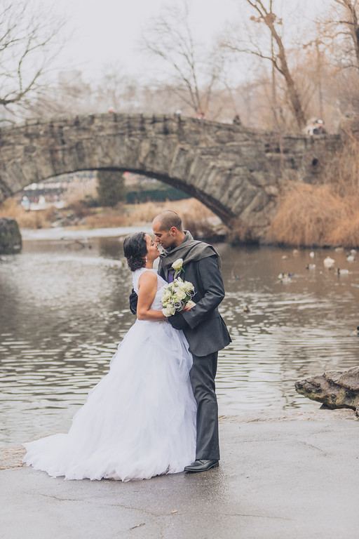 Gapstow Bridge — Central Park wedding